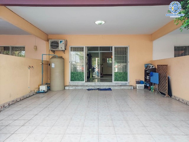 *****ทาวน์เฮ้าส์มือสองย่านนนทบุรี ม.ซื่อตรง บางใหญ่ เฟส2 เนื้อที่กว้าง 23.60 ตร.ว. ฟังก์ชัน 3 ห้องนอน 2 ห้องน้ำ ที่จอดรถ 1คัน ทาวน์เฮ้าส์พื้นที่ใช้สอยเยอะเหมือนบ้านเดี่ยว! ฟรี! เครื่องปรับอากาศ  2 ตัว! บนทำเลแห่งการเดินทางเชื่อมต่อถนนชัยพฤกษ์, ถนนบางบัวทอง-สุพรรณบุรี